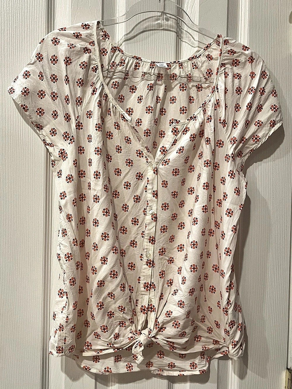 Old Navy - Size Large - White & Pink Blouse - Like New